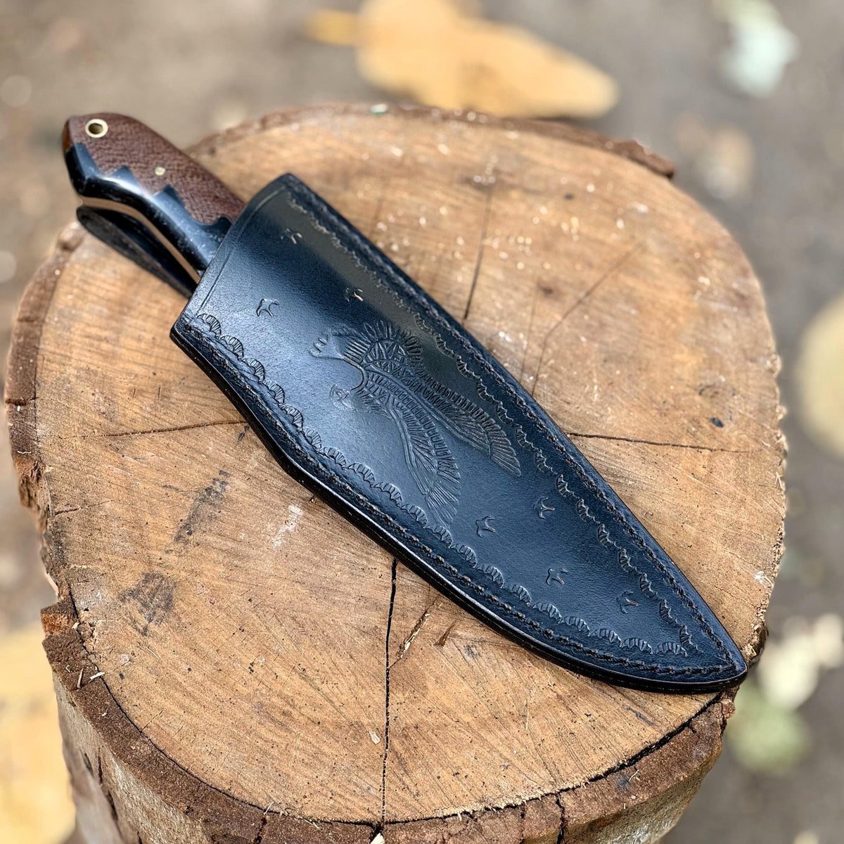 Full Tang Knife for Hunting and Skinning, Hand Forged Fixed Blade Damascus Knife , 10” Outdoor Camping Knife with Resin & Wood Handle