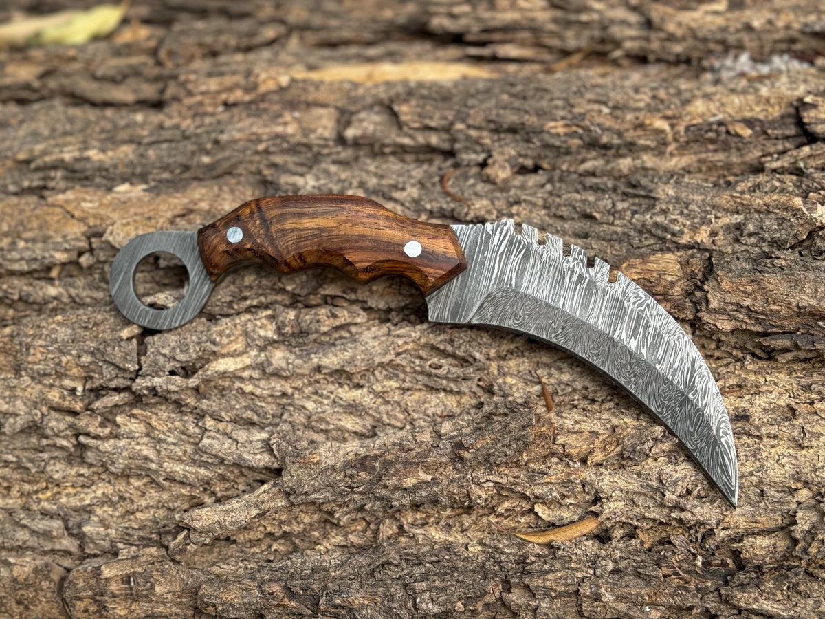 Damascus Steel Karambit Knife